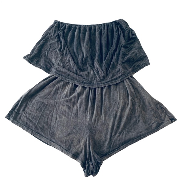 Women’s Romper, Gray Strapless Elastic Waist, Cotton, Size Medium, New - Picture 1 of 3